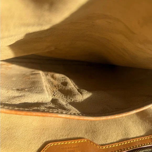 Louis Vuitton Rivoli Monogram Handbag - Picture 16 of 16